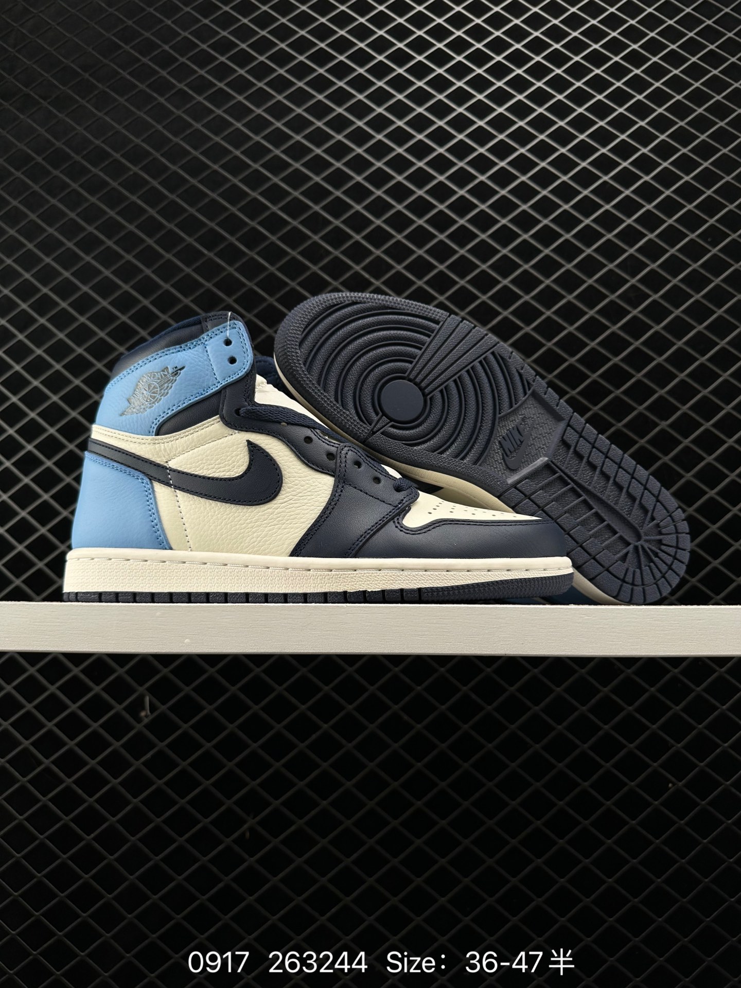 Nike Air Jordan 1 Retro High OG”Black/White“